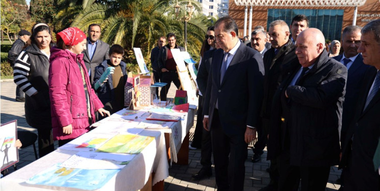 Lənkəranda “Beynəlxalq əlilliyi olan şəxslər günü” ilə bağlı ilk xeyriyyə sərgisi keçirilib