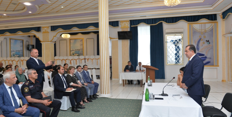 Lənkəran ŞİH-nin başçısı Mamusta və Daşdalıqcar kəndlərinin sakinlərinin qayğı və problemlərini dinləyib