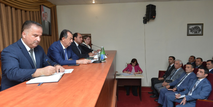 Lənkəran ŞİH başçısı yanında payız-qış mövsümünə hazırlıqla bağlı aparat müşavirəsi keçirilib