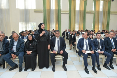 Taleh Qaraşov Şağlakücə və Ballabur kəndlərinin sakinlərinin qayğı və problemlərini dinləyib