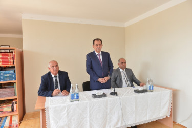 Taleh Qaraşov Balıqçılar qəsəbəsinin sakinlərinin qayğı və problemlərini dinləyib