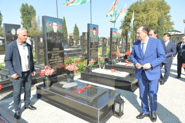 Taleh Qaraşov şəhid İmaməli Əhədzadənin anım günündə iştirak edib
