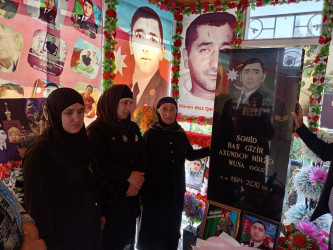 Şəhid Mirzə Axundovun anım günündə məzarı ziyarət olunub