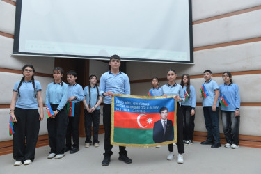 Taleh Qaraşov Milli Qəhrəman Əsgər Əliyevin anım günündə abidəsini ziyarət edib