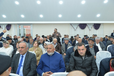 Taleh Qaraşov Boladi kəndinin sakinlərinin qayğı və problemlərini dinləyib