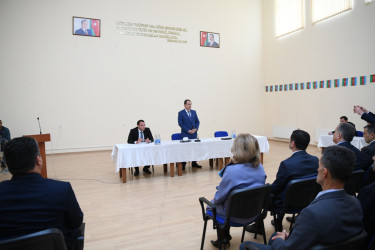 Taleh Qaraşov Vilvan kəndinin sakinlərinin qayğı və problemlərini dinləyib