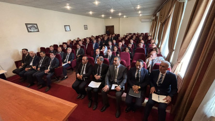 Lənkəran ŞİH-də “Yerli İcra Hakimiyyətlərində Rəqəmsallaşma üzrə Yol Xəritəsi”nə həsr olunan aparat müşavirəsi keçirilib